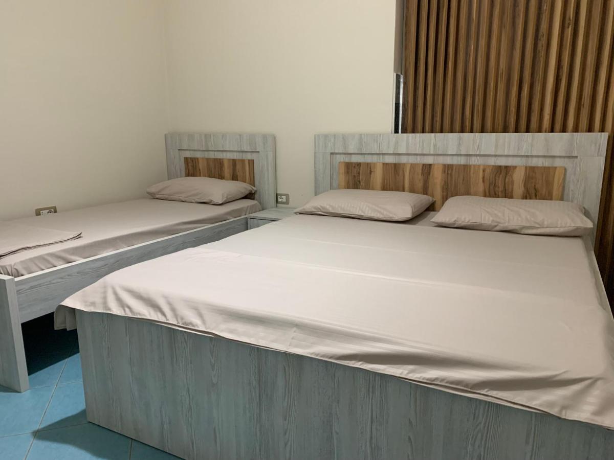 Eri Apartments 4 Shëngjin 外观 照片