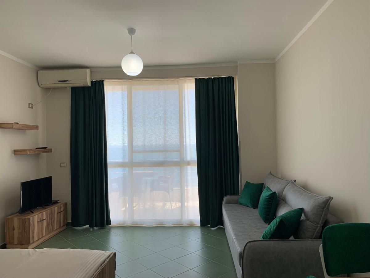 Eri Apartments 4 Shëngjin 外观 照片
