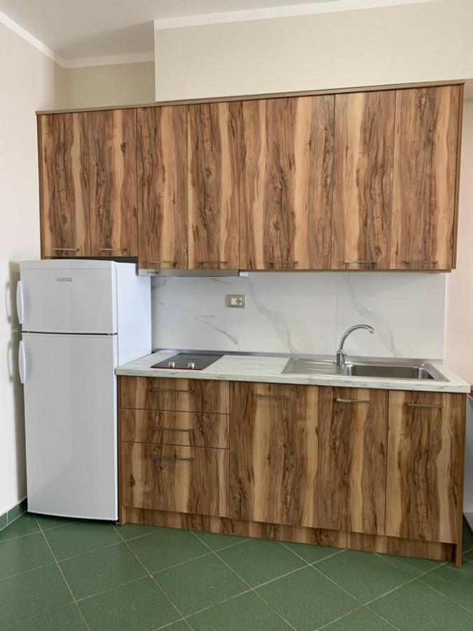 Eri Apartments 4 Shëngjin 外观 照片