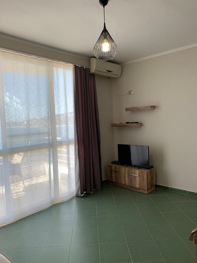Eri Apartments 4 Shëngjin 外观 照片
