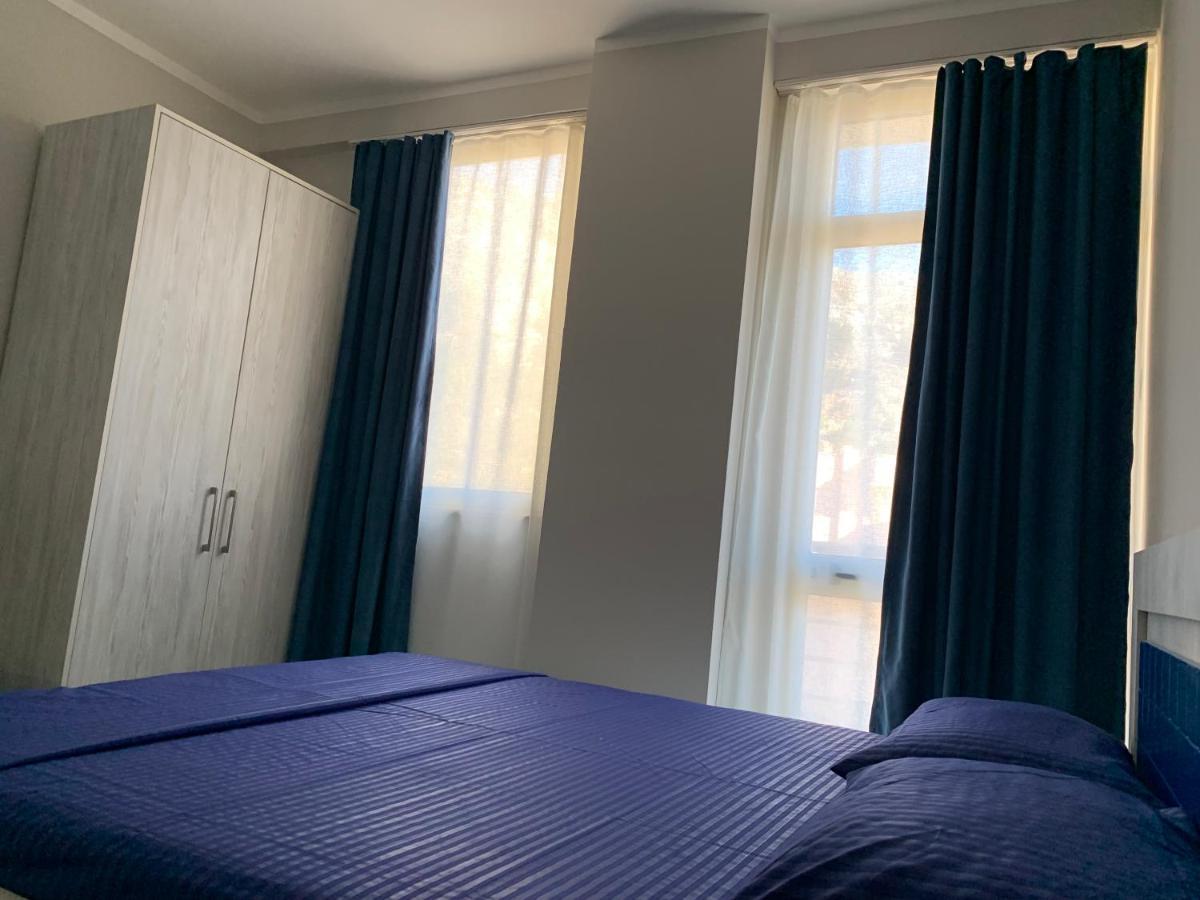 Eri Apartments 4 Shëngjin 外观 照片