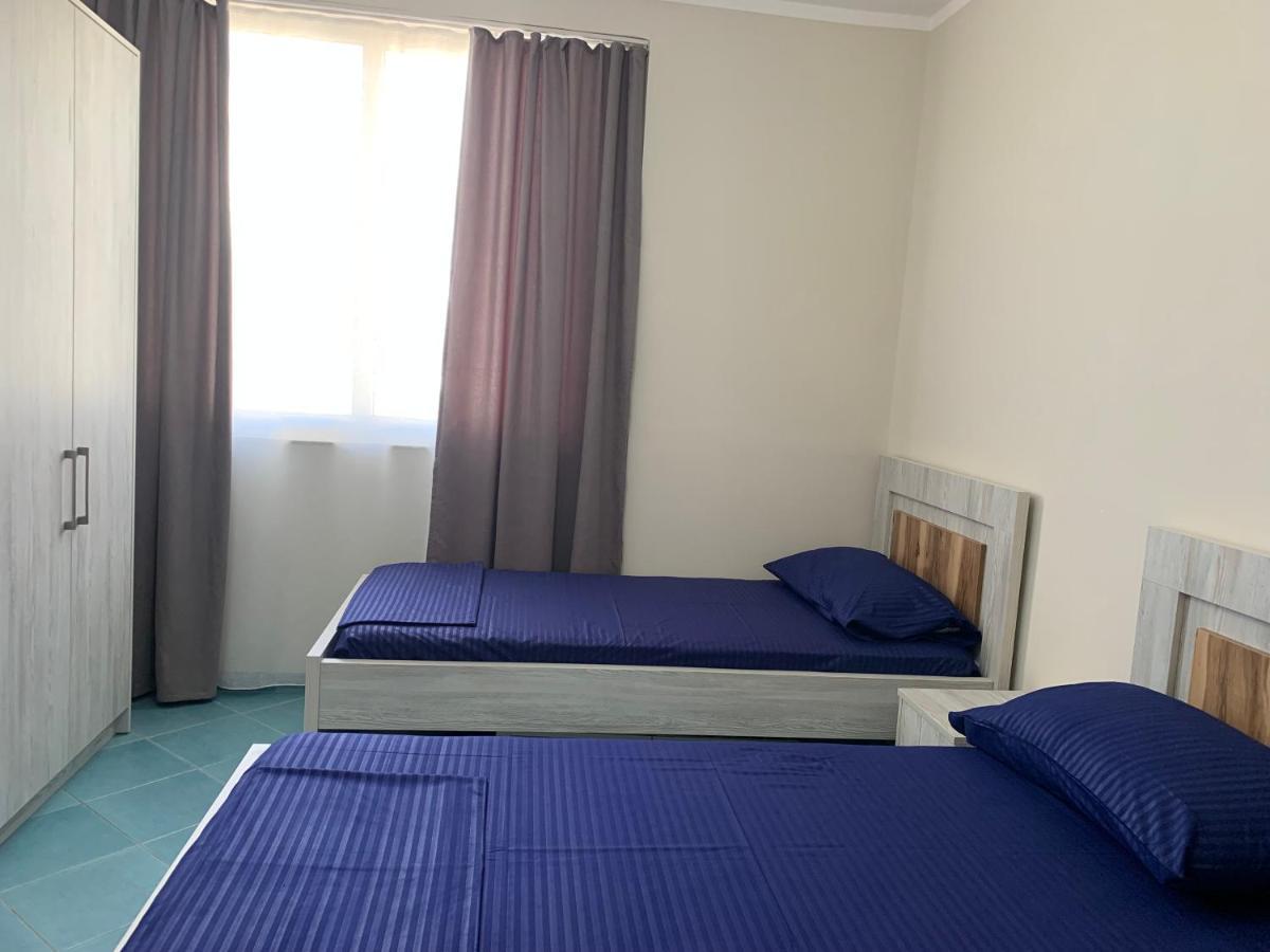 Eri Apartments 4 Shëngjin 外观 照片