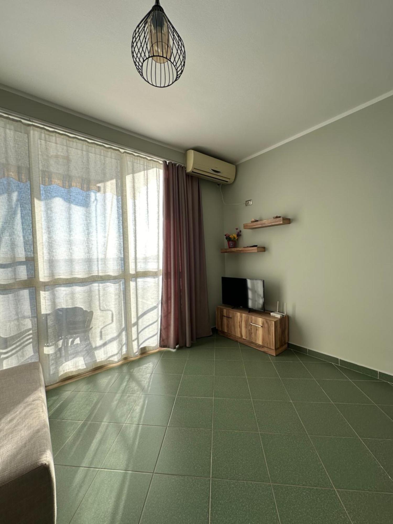 Eri Apartments 4 Shëngjin 外观 照片