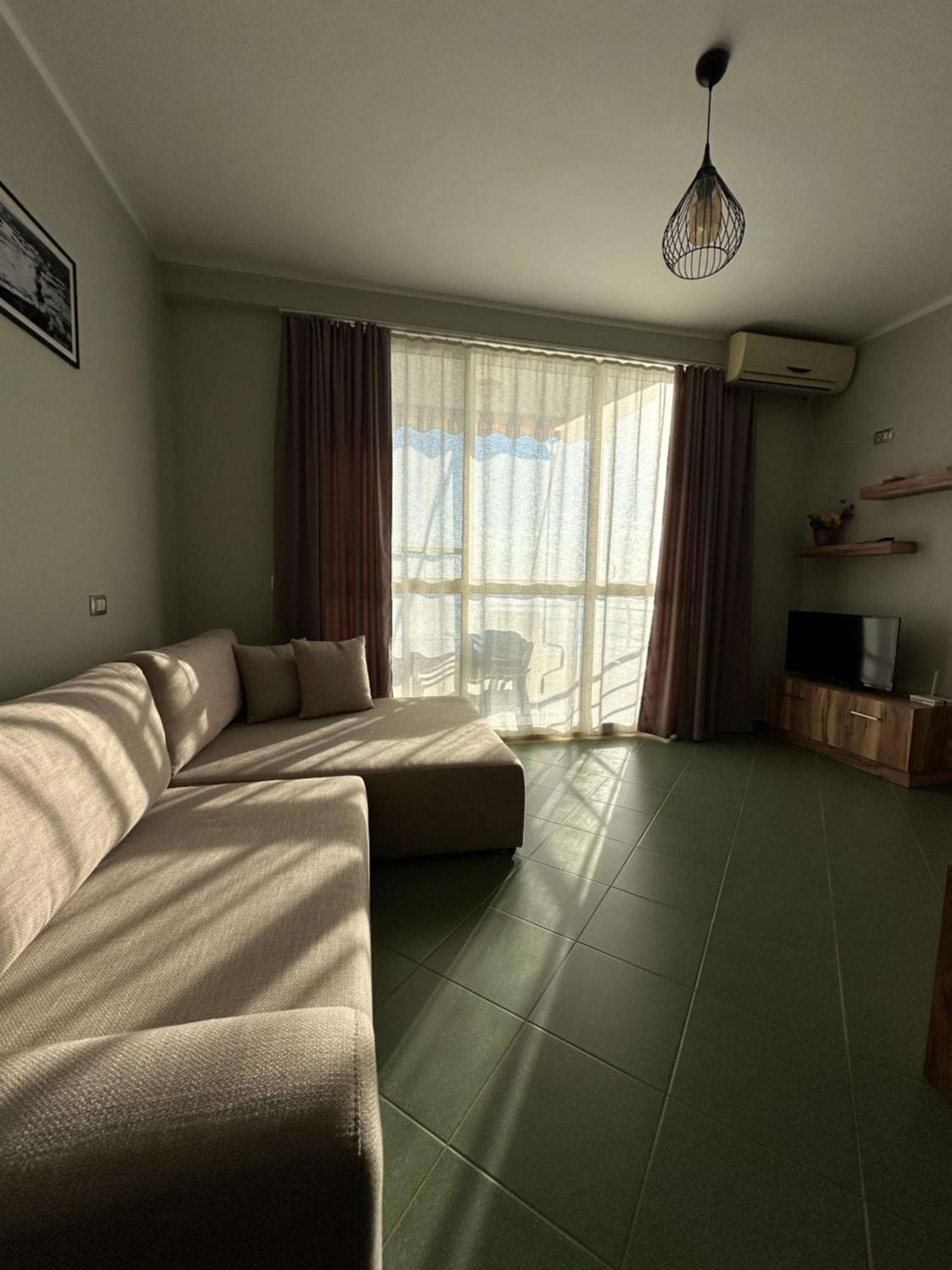 Eri Apartments 4 Shëngjin 外观 照片