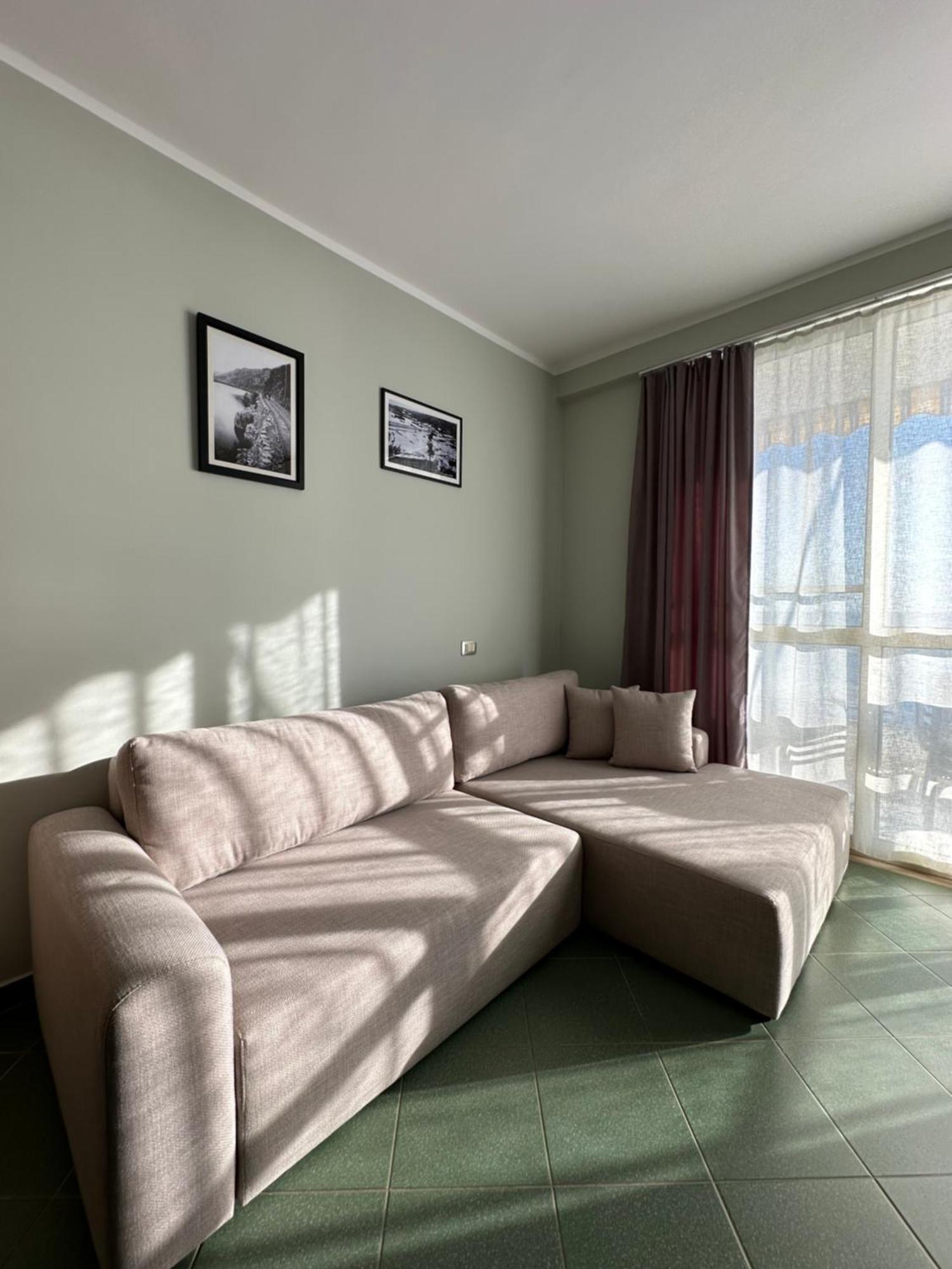 Eri Apartments 4 Shëngjin 外观 照片
