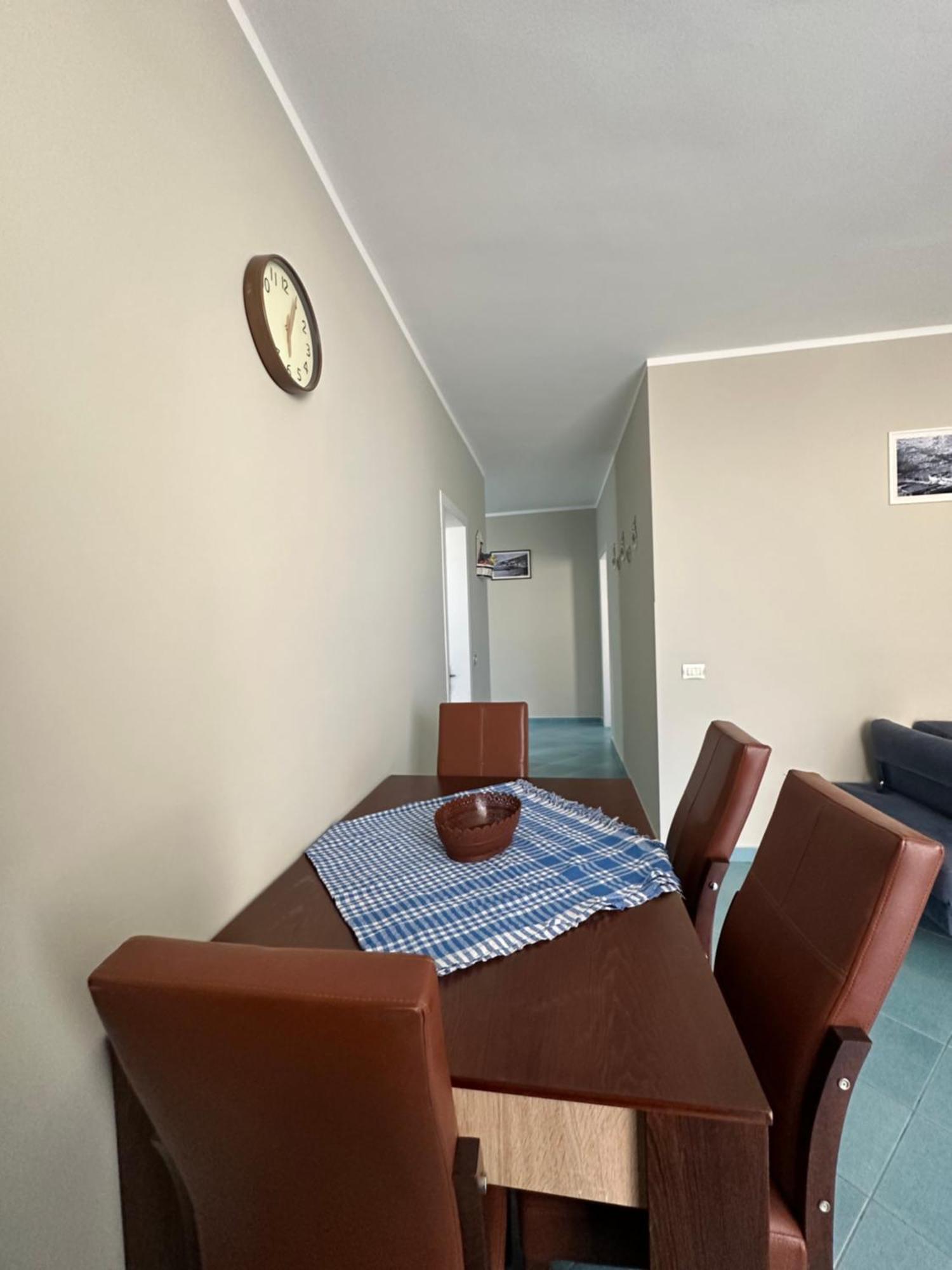 Eri Apartments 4 Shëngjin 外观 照片