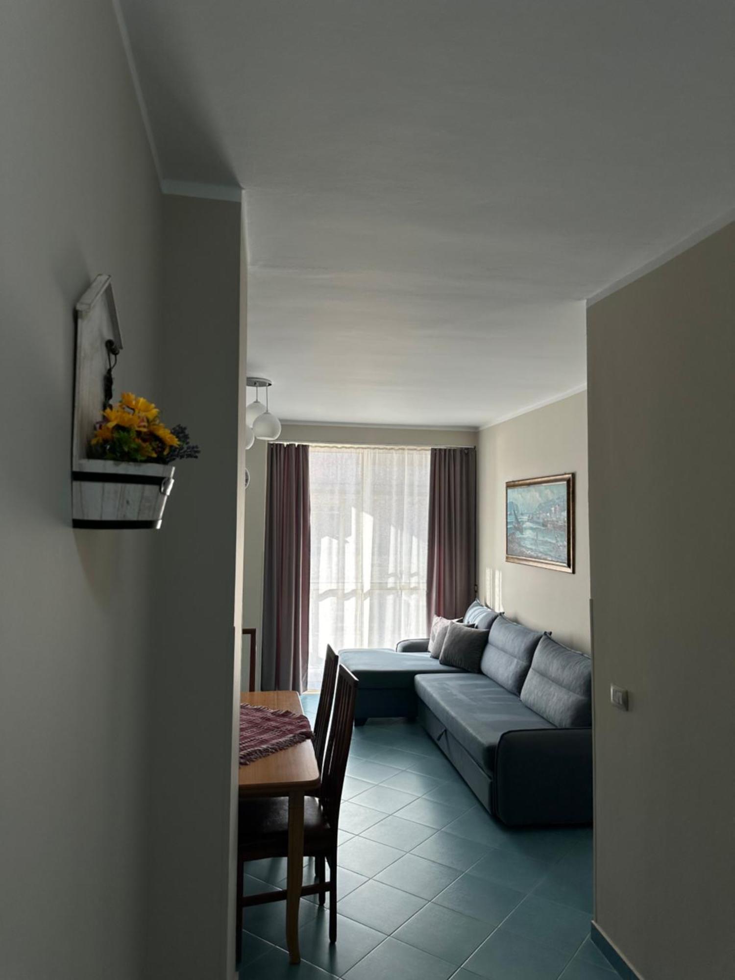 Eri Apartments 4 Shëngjin 外观 照片